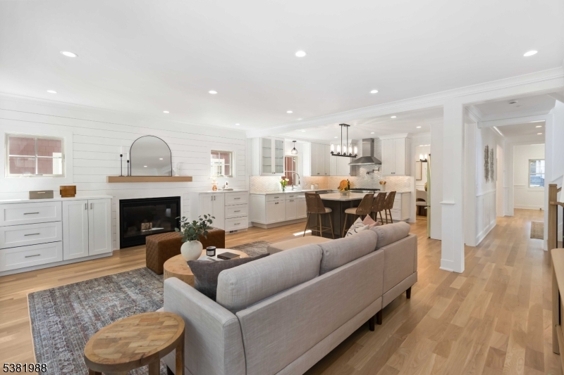 Chatham Boro-walk to train - Residential