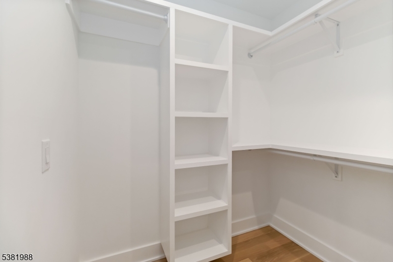 Chatham Boro-walk to train - Residential