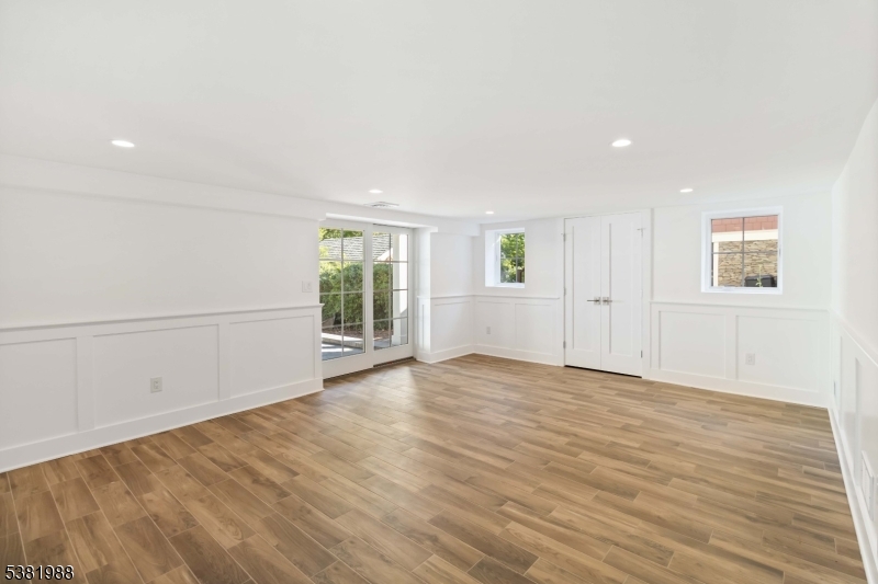 Chatham Boro-walk to train - Residential