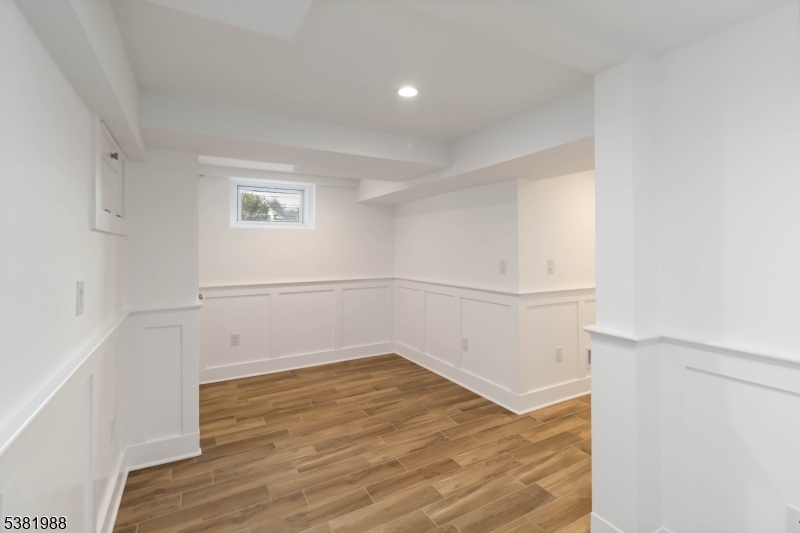 Chatham Boro-walk to train - Residential