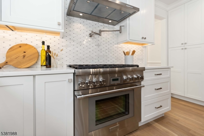 Chatham Boro-walk to train - Residential