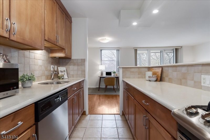 Bellaire House - Residential