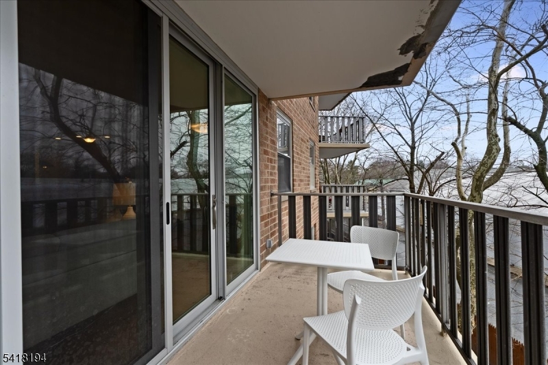 Bellaire House - Residential