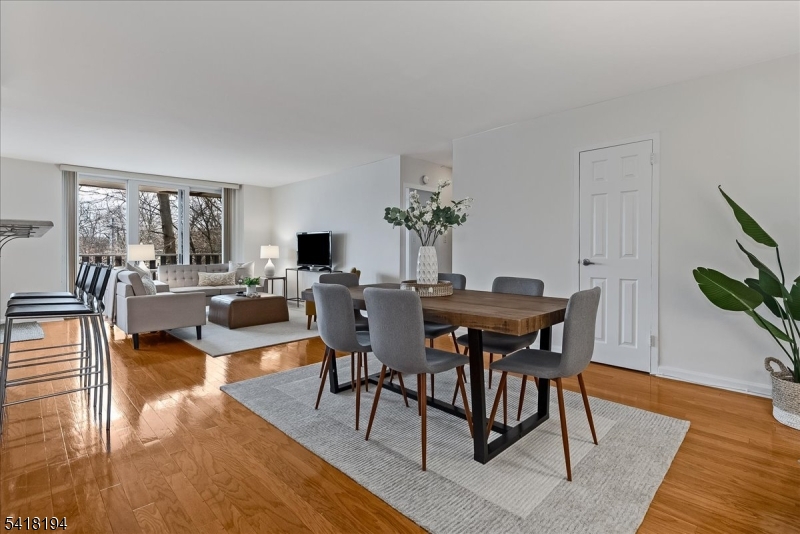 Bellaire House - Residential