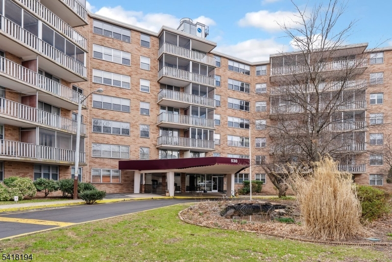 Bellaire House - Residential