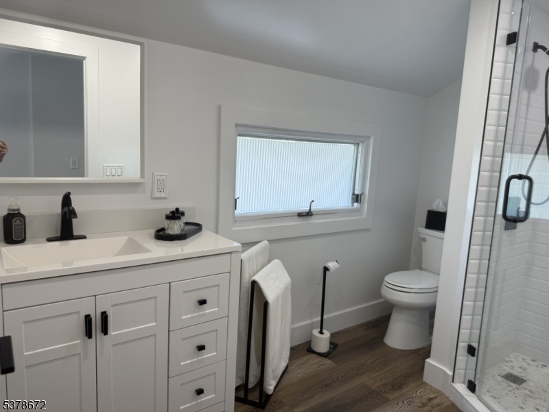 LK Hopatcong Crescent Cove - Residential