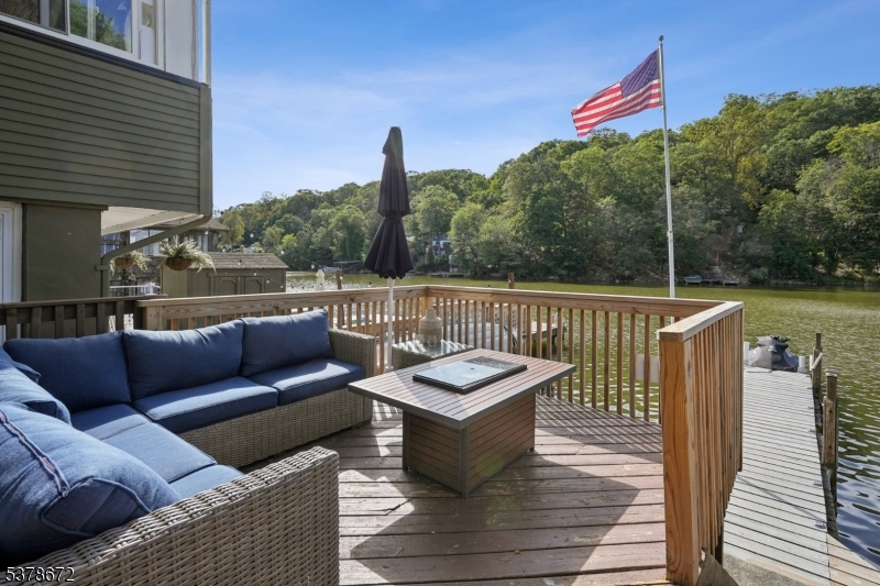 LK Hopatcong Crescent Cove - Residential