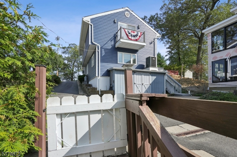 LK Hopatcong Crescent Cove - Residential