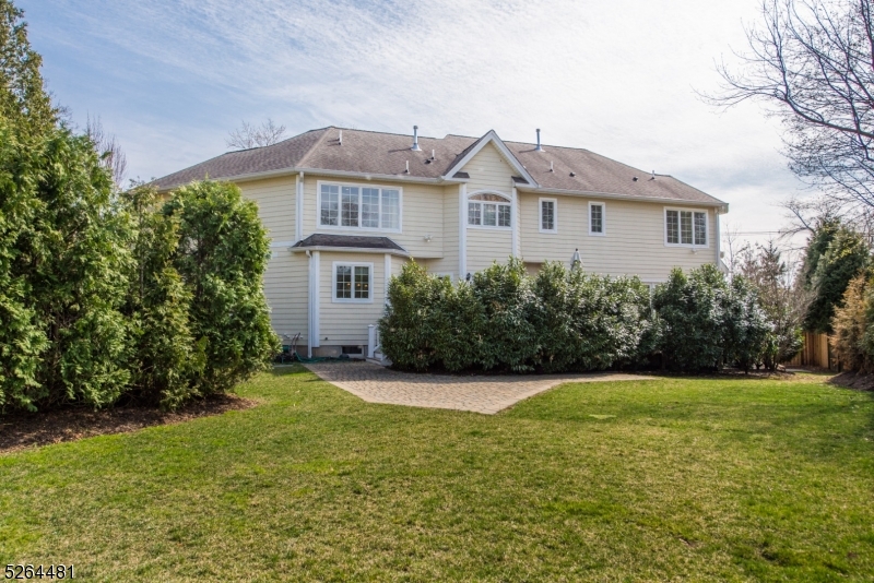 Lafayette Ave Section - Residential