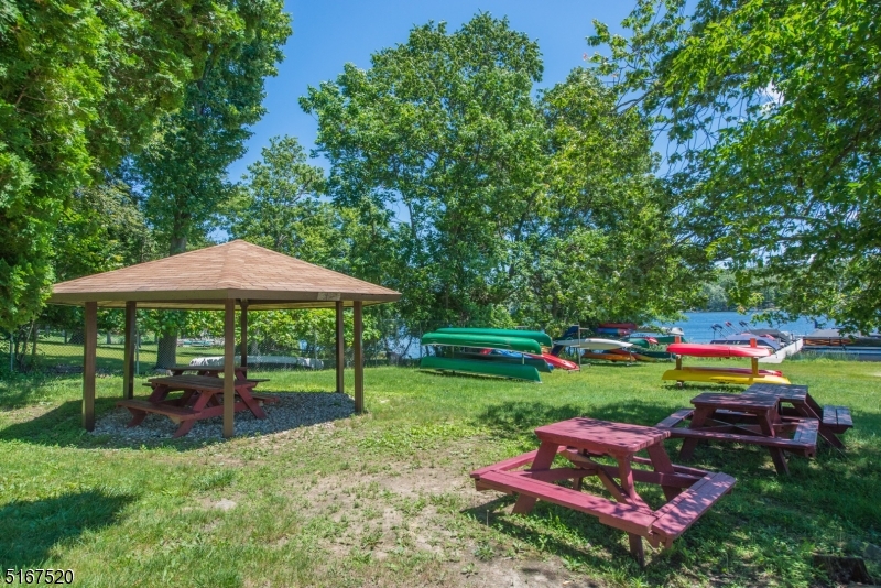 White Meadow Lake - Residential