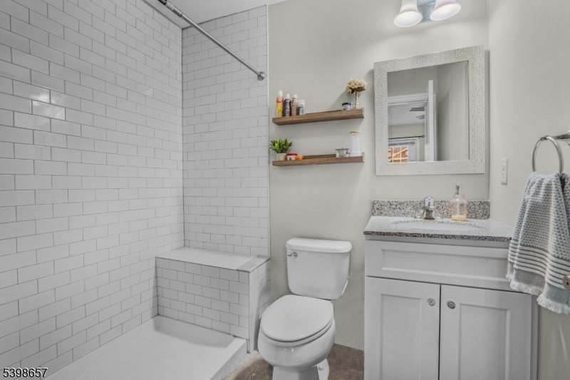 Clayton Square - Residential