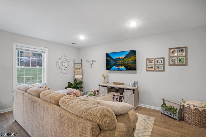 Clayton Square - Residential