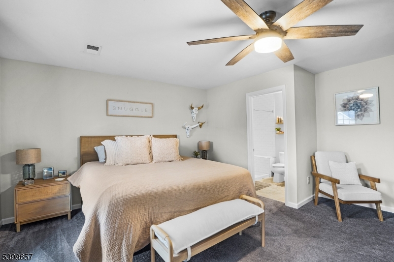 Clayton Square - Residential