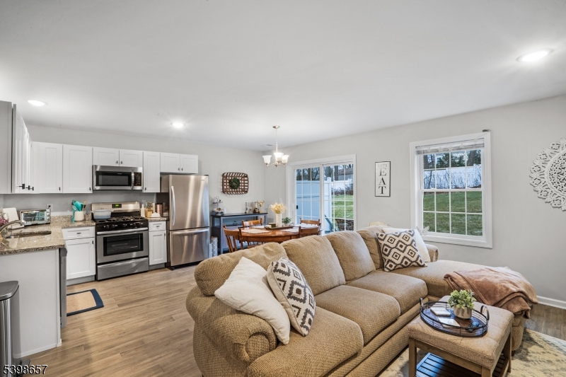 Clayton Square - Residential