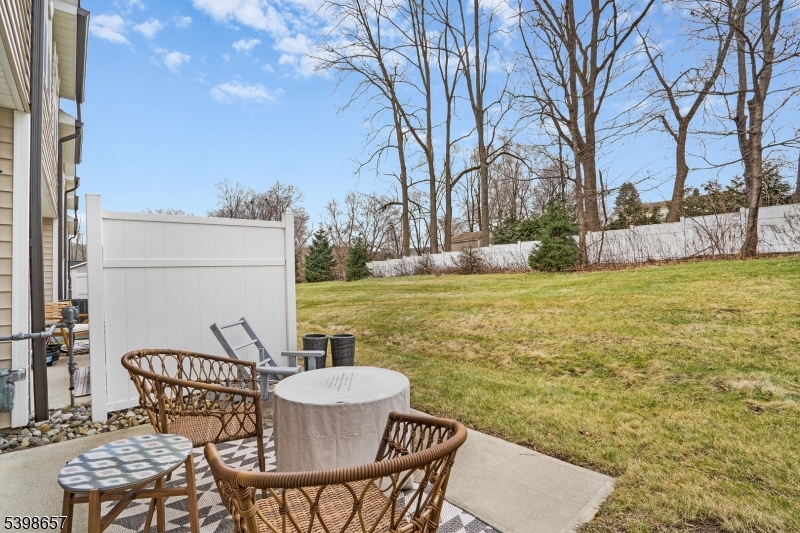 Clayton Square - Residential