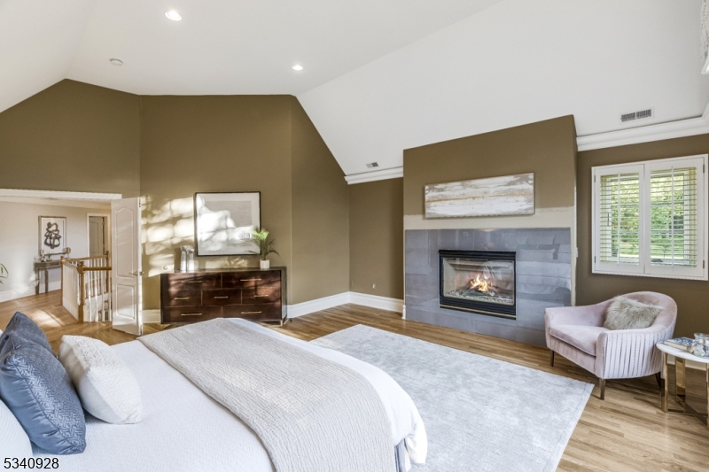 Castle Ridge - Residential