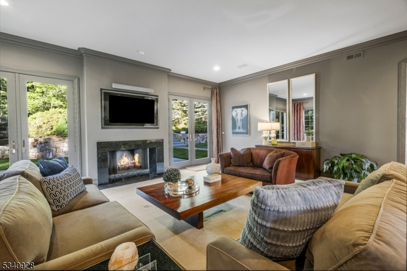 Castle Ridge - Residential