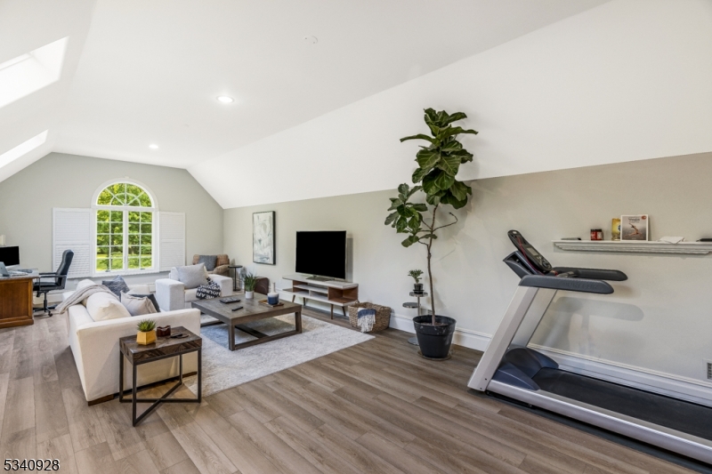 Castle Ridge - Residential