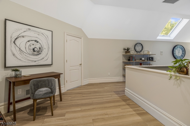 Castle Ridge - Residential