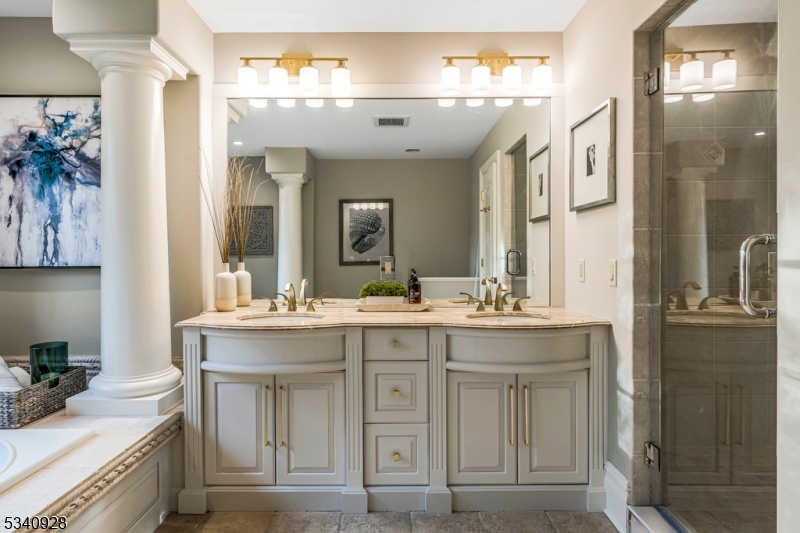 Castle Ridge - Residential