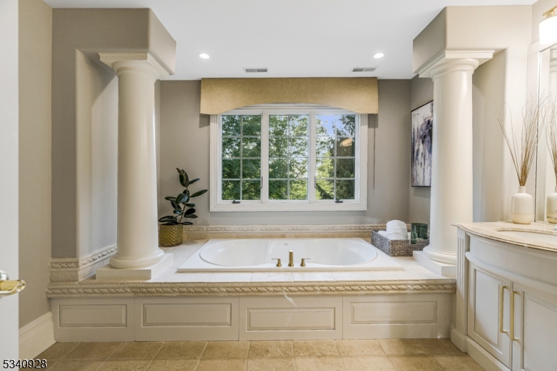 Castle Ridge - Residential