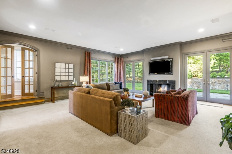 Castle Ridge - Residential