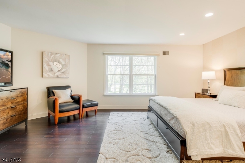 Berkeley Square - Residential