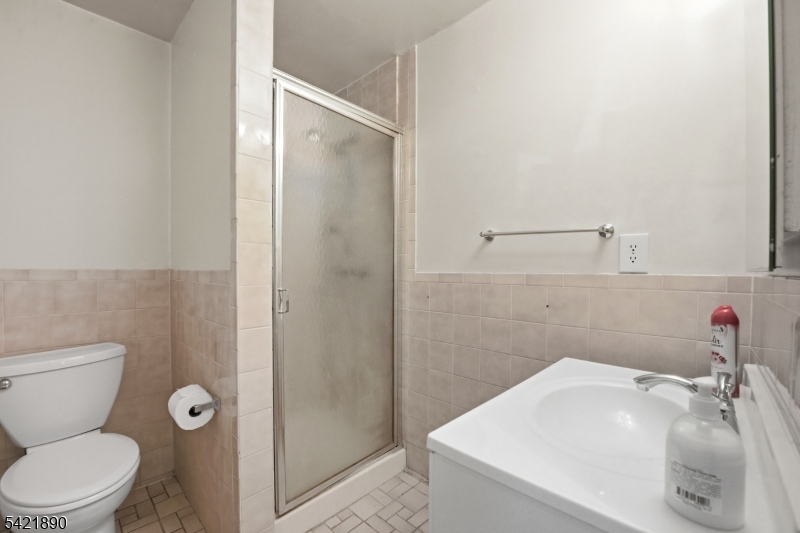 Seven Oaks - Residential