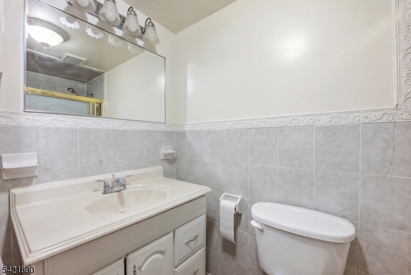 Seven Oaks - Residential