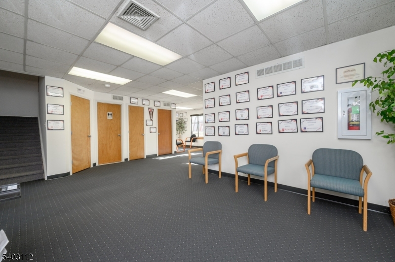 Montgomery Knoll - Commercial Sale