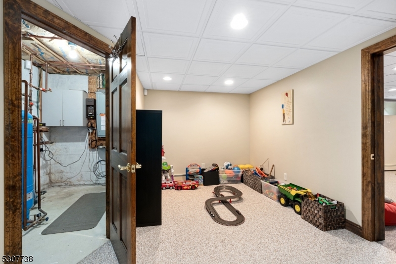 Best & Final DUE 9/4 at 5PM - Residential