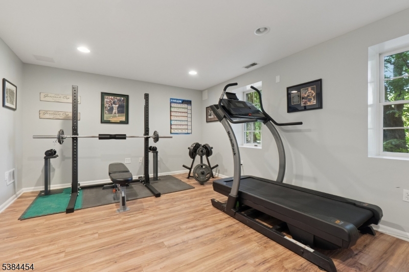 Madison Hill - Residential