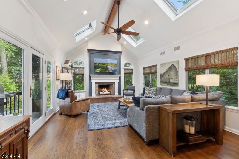 Madison Hill - Residential