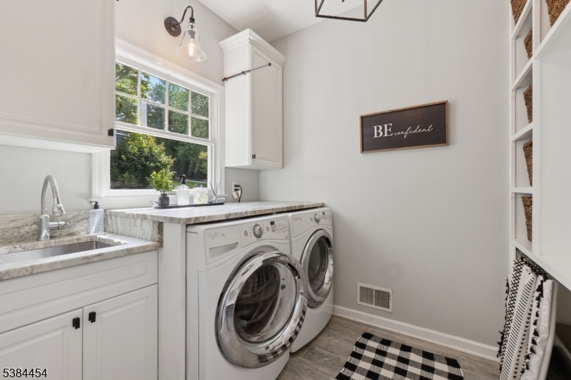 Madison Hill - Residential