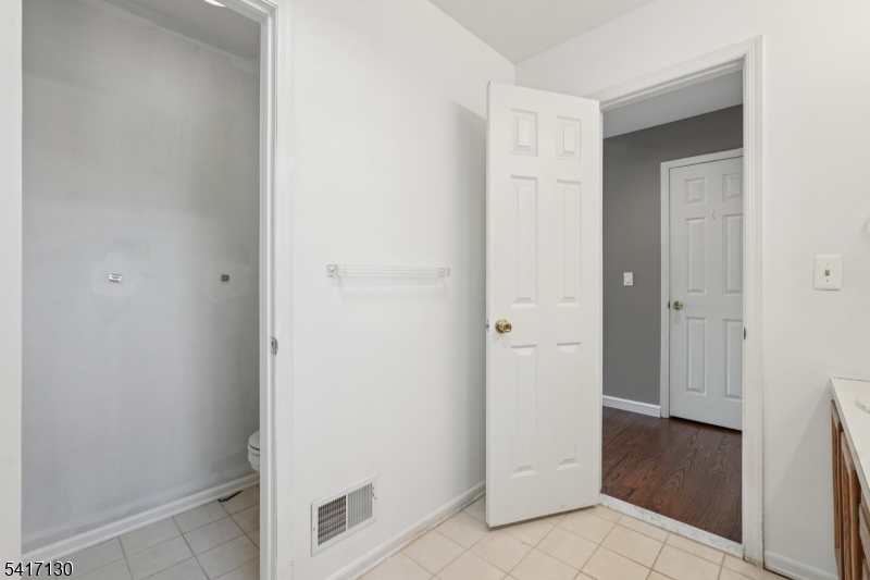 Crystal Woods - Residential