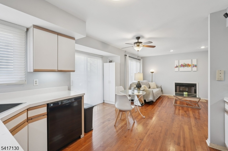 Crystal Woods - Residential