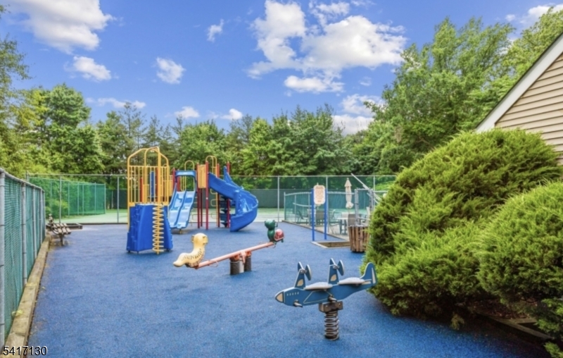 Crystal Woods - Residential