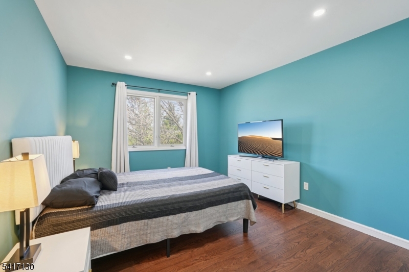 Crystal Woods - Residential