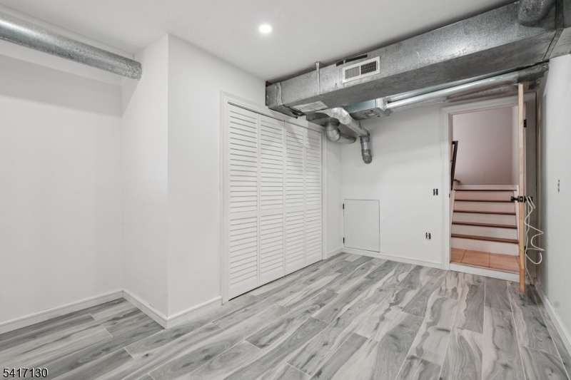 Crystal Woods - Residential