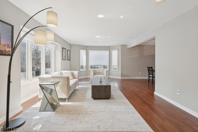 Crystal Woods - Residential