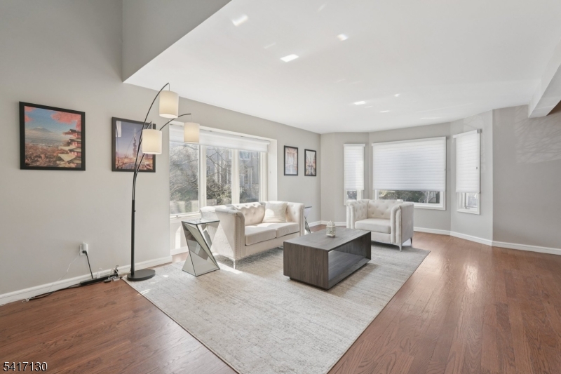 Crystal Woods - Residential