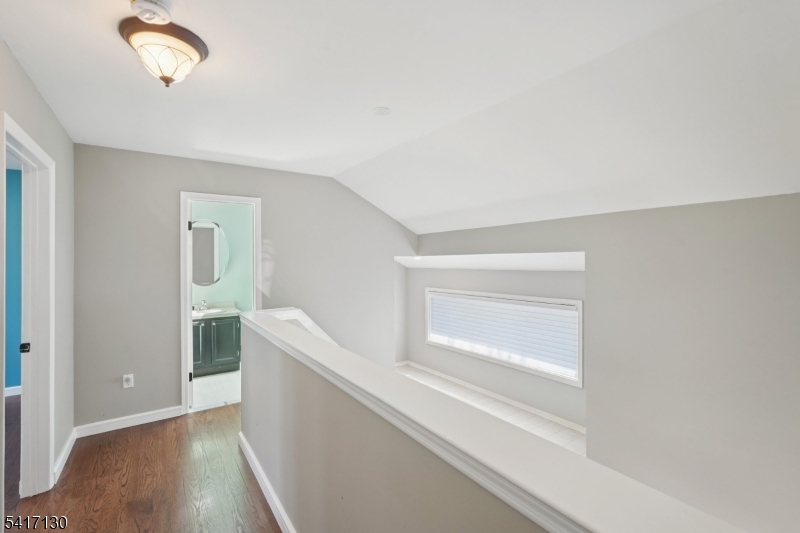 Crystal Woods - Residential