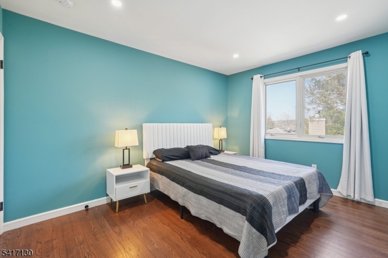 Crystal Woods - Residential