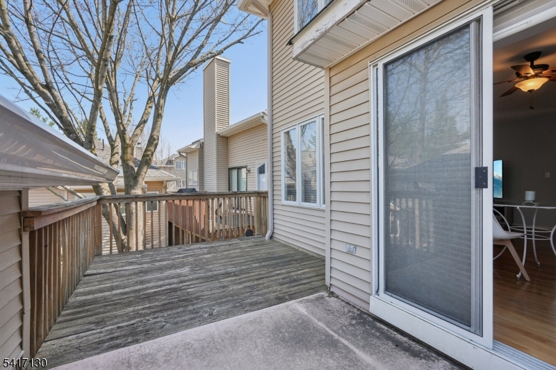 Crystal Woods - Residential