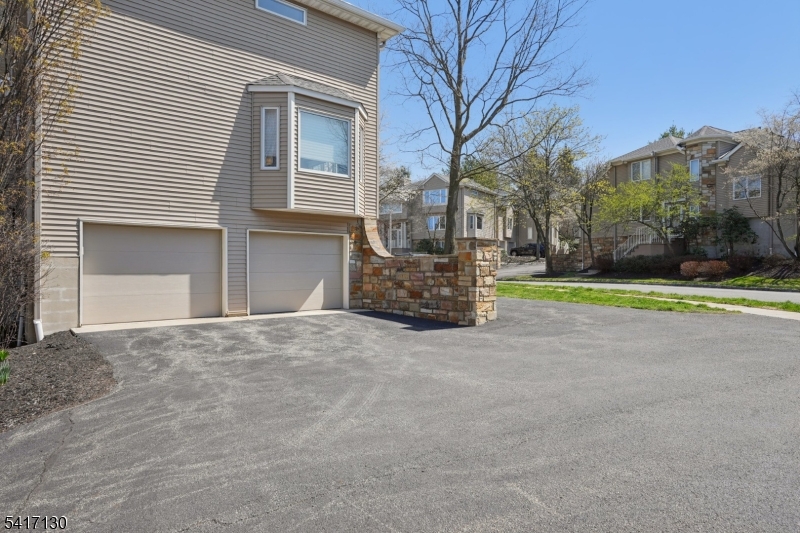 Crystal Woods - Residential