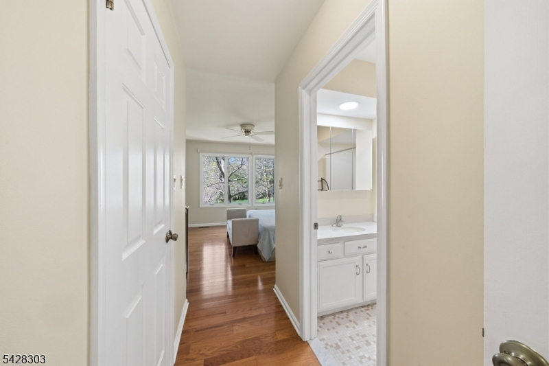 Condo/Coop/Townhouse - Residential