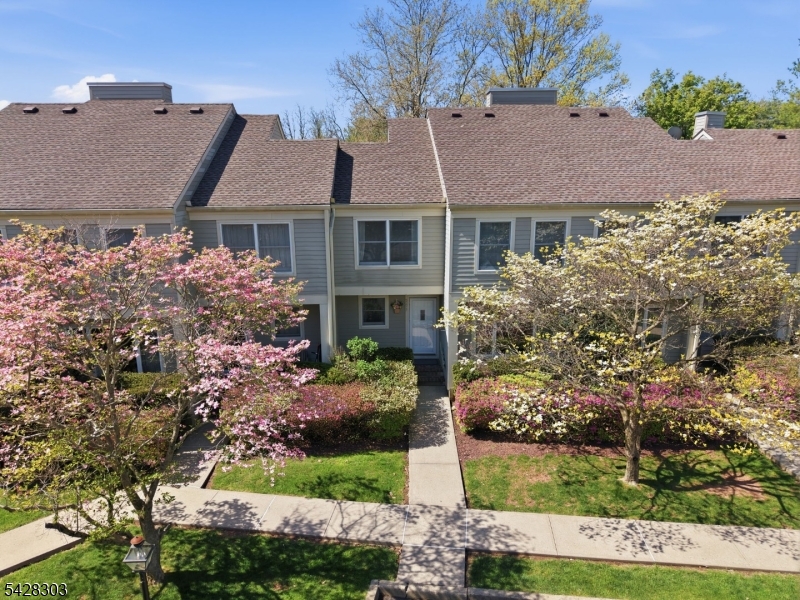 Condo/Coop/Townhouse - Residential