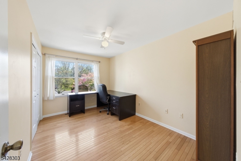 Condo/Coop/Townhouse - Residential