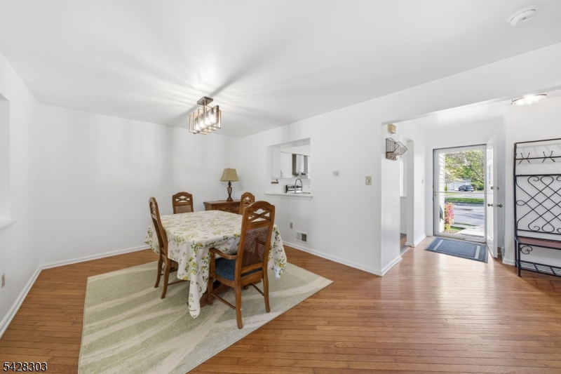 Condo/Coop/Townhouse - Residential
