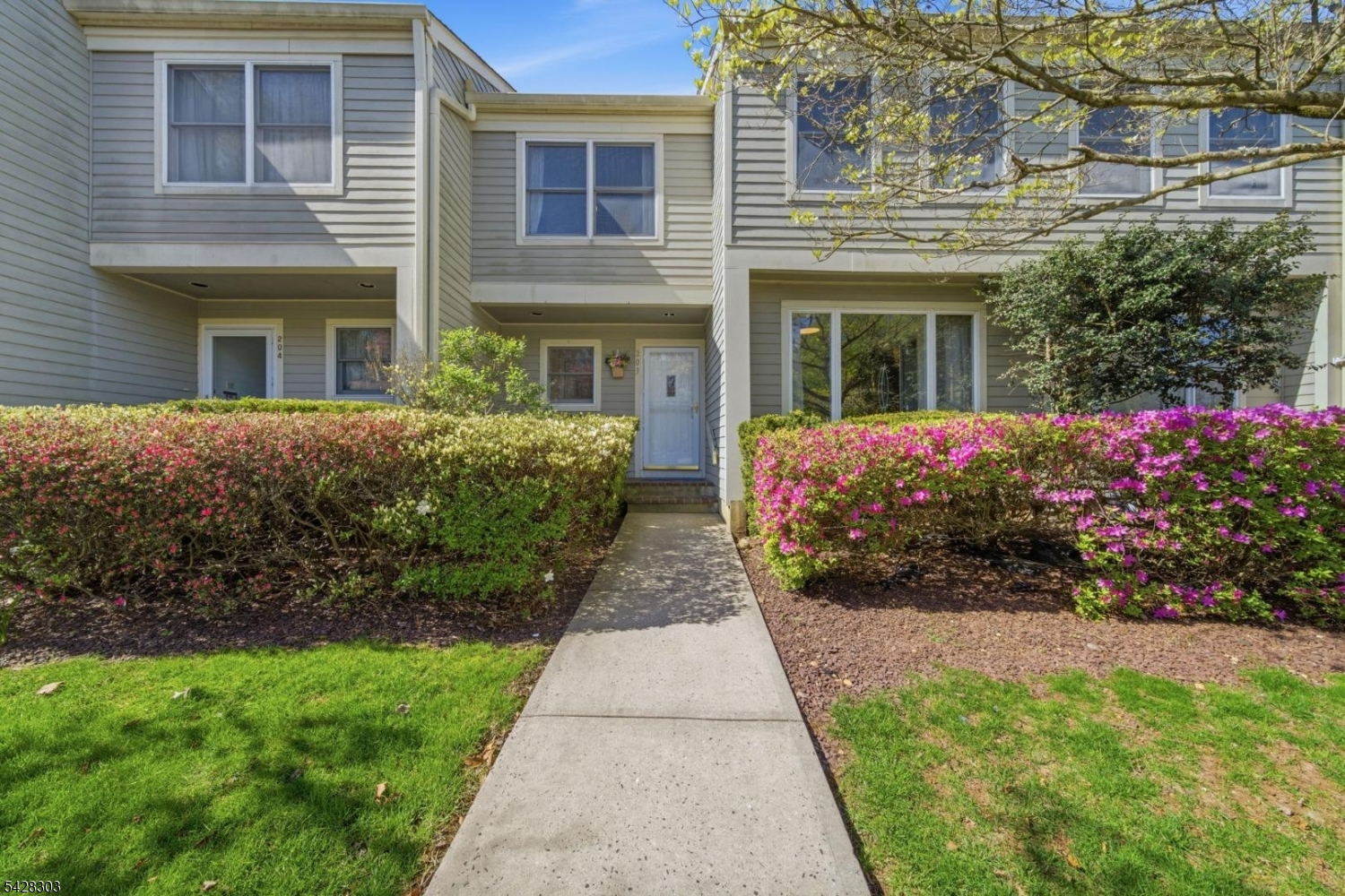 Condo/Coop/Townhouse - Residential